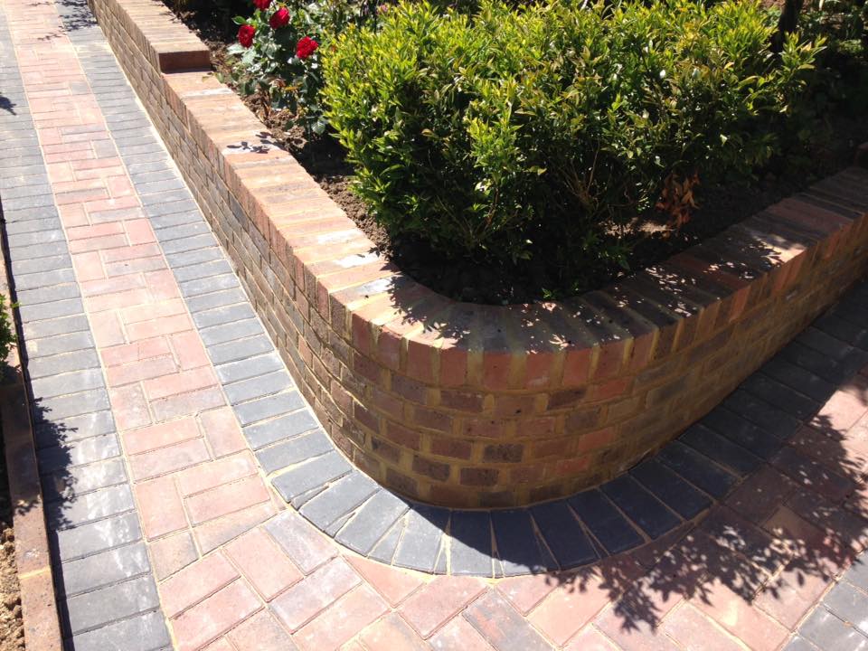 Pathway And Walled Planter – C J Landscapes